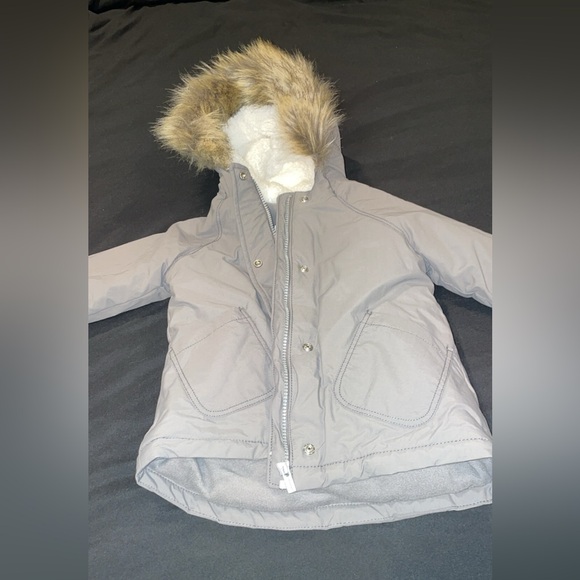 3T Old Navy gray winter coat with a furry hood. - Picture 3 of 4